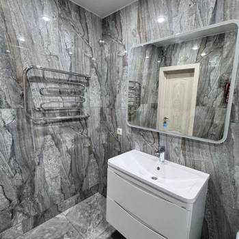 Сдается Многокомнатная квартира, 100 м²