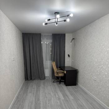 Сдается Многокомнатная квартира, 77,3 м²