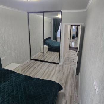 Продается 1-комнатная квартира, 47 м²