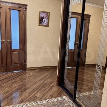 Продается 2-х комнатная квартира, 70,7 м²