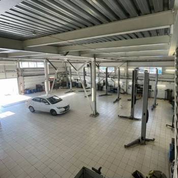 Сдается Нежилое помещение, 689 м²