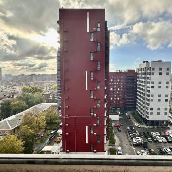 Продается 1-комнатная квартира, 32 м²