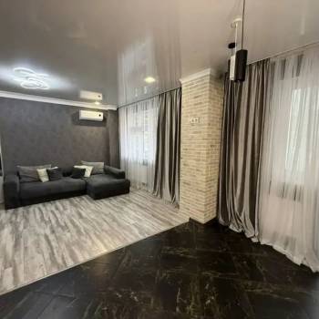 Продается 2-х комнатная квартира, 65 м²