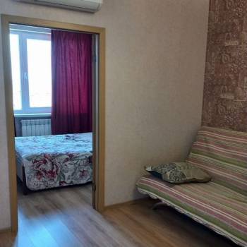 Сдается 1-комнатная квартира, 38 м²