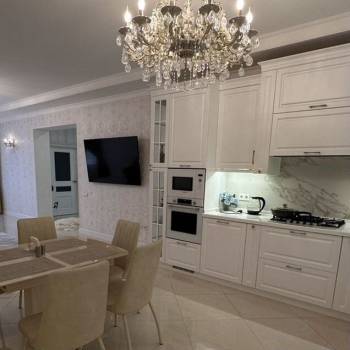 Продается Дом, 240 м²