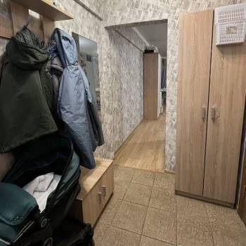 Продается 1-комнатная квартира, 32 м²