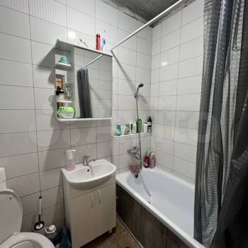 Продается 1-комнатная квартира, 32 м²