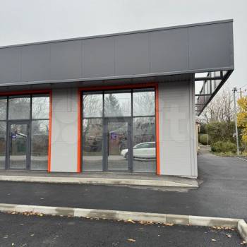 Сдается Нежилое помещение, 220 м²