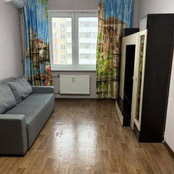 Сдается 1-комнатная квартира, 35 м²