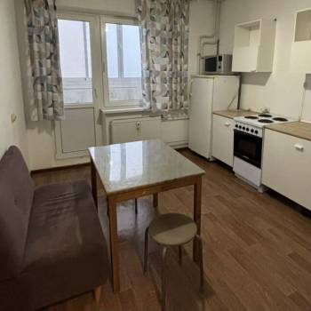 Сдается 1-комнатная квартира, 35 м²