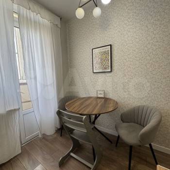 Продается 1-комнатная квартира, 37,4 м²