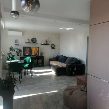 Сдается 2-х комнатная квартира, 110 м²