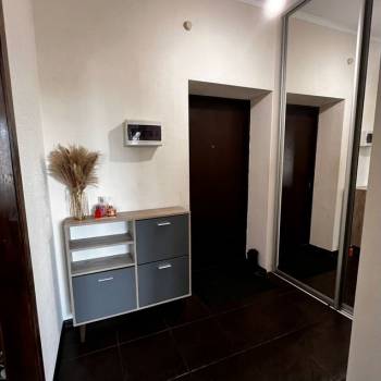 Продается 1-комнатная квартира, 35 м²