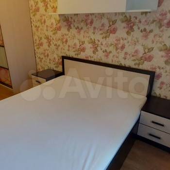 Сдается Многокомнатная квартира, 60 м²