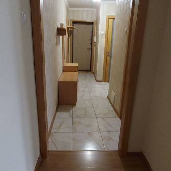 Сдается Многокомнатная квартира, 60 м²