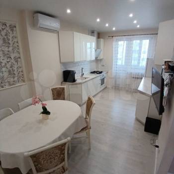 Продается 2-х комнатная квартира, 64 м²