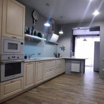 Сдается Многокомнатная квартира, 101 м²