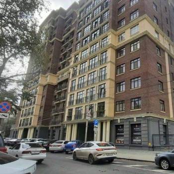 Сдается Многокомнатная квартира, 101 м²