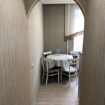 Сдается 1-комнатная квартира, 42 м²