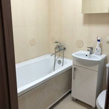 Сдается 1-комнатная квартира, 42 м²