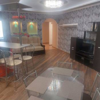 Сдается Многокомнатная квартира, 77,4 м²