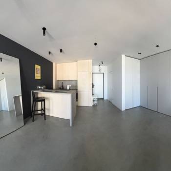 Продается 1-комнатная квартира, 49,5 м²