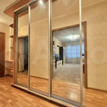 Сдается Многокомнатная квартира, 64 м²