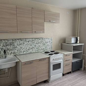 Сдается 1-комнатная квартира, 39 м²