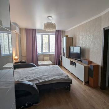 Сдается 1-комнатная квартира, 40 м²