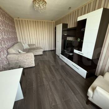 Сдается Многокомнатная квартира, 66,2 м²