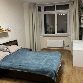Сдается 1-комнатная квартира, 42,4 м²
