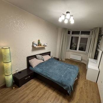 Сдается 1-комнатная квартира, 42,4 м²