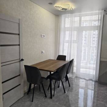 Сдается 1-комнатная квартира, 38 м²