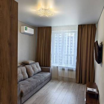 Сдается 1-комнатная квартира, 38 м²