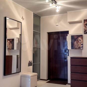 Продается 1-комнатная квартира, 52 м²