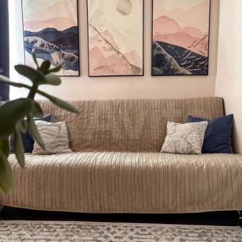 Продается 1-комнатная квартира, 52 м²