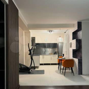 Продается 1-комнатная квартира, 52 м²