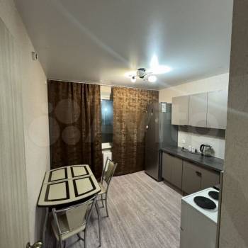 Сдается 1-комнатная квартира, 37 м²