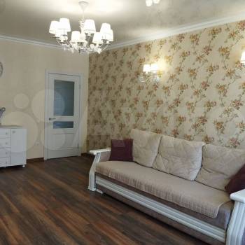 Продается 2-х комнатная квартира, 72 м²