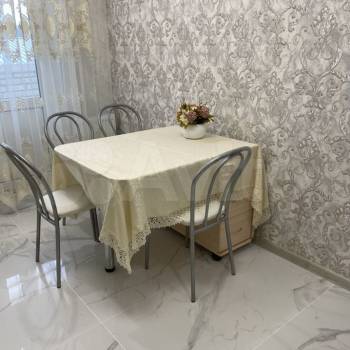 Сдается 1-комнатная квартира, 52 м²