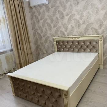 Сдается 1-комнатная квартира, 52 м²