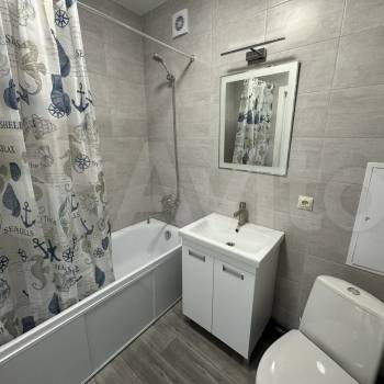 Сдается 1-комнатная квартира, 42 м²