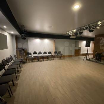 Продается Нежилое помещение, 200 м²