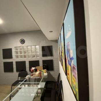 Продается Нежилое помещение, 200 м²