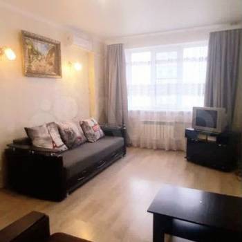 Сдается 1-комнатная квартира, 43 м²