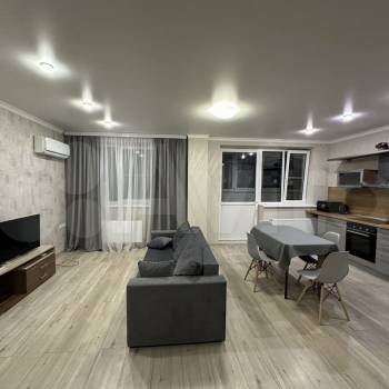 Сдается 2-х комнатная квартира, 56 м²