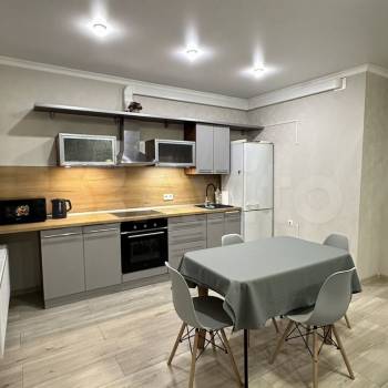 Сдается 2-х комнатная квартира, 56 м²