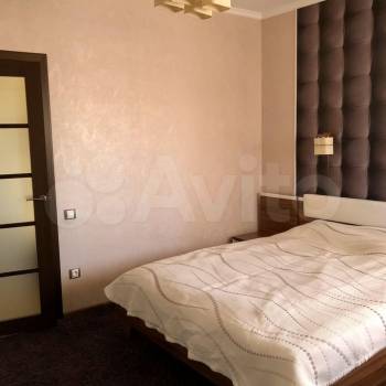 Продается 2-х комнатная квартира, 76 м²