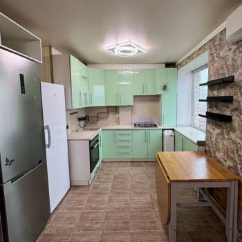 Продается 3-х комнатная квартира, 63 м²