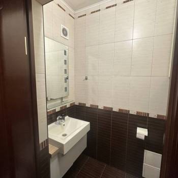 Продается 1-комнатная квартира, 45 м²